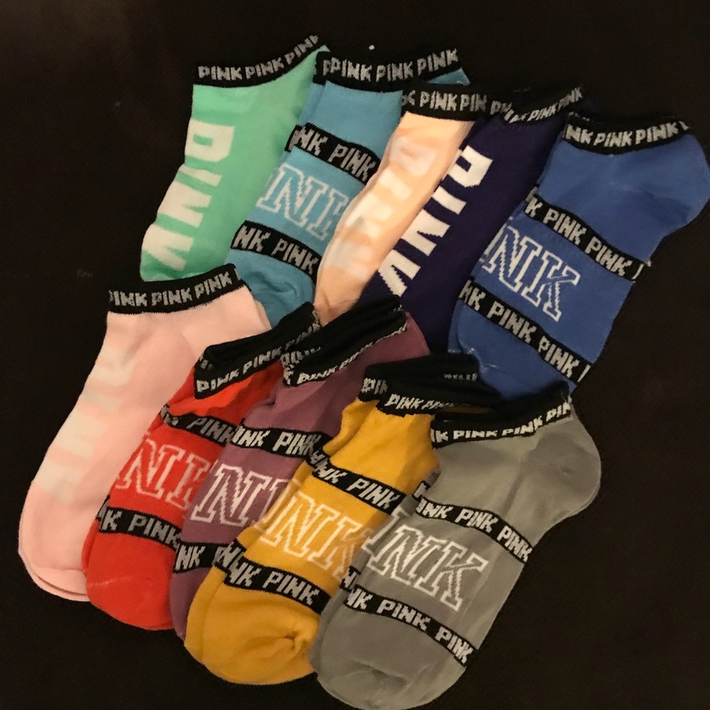 VS / Pink Socks